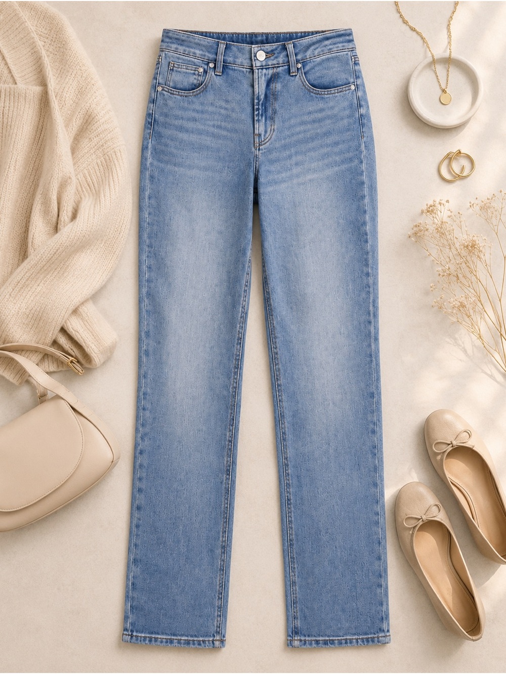 1822 Denim Straight-Leg Jeans in Light Blue Wash